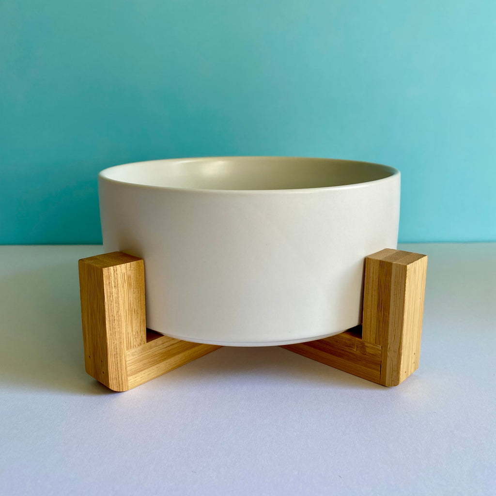 Dog and cat travel food and water bowl white