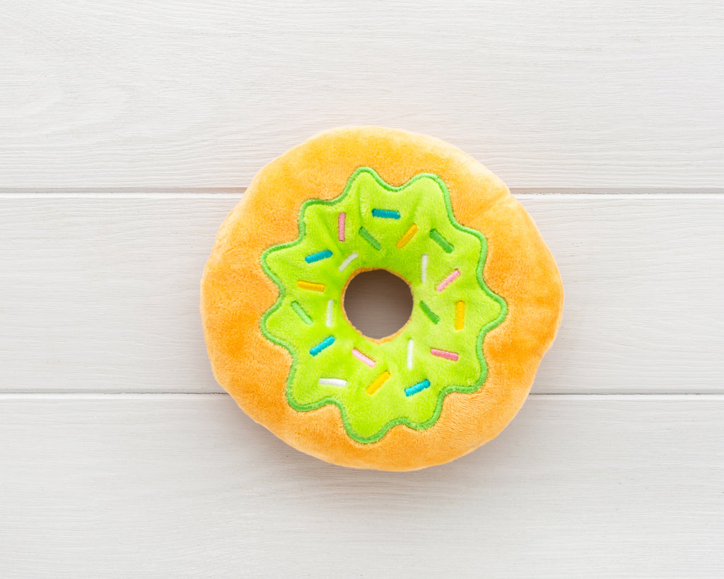 Lil Zoomi dog and cat donut squeaky toy green